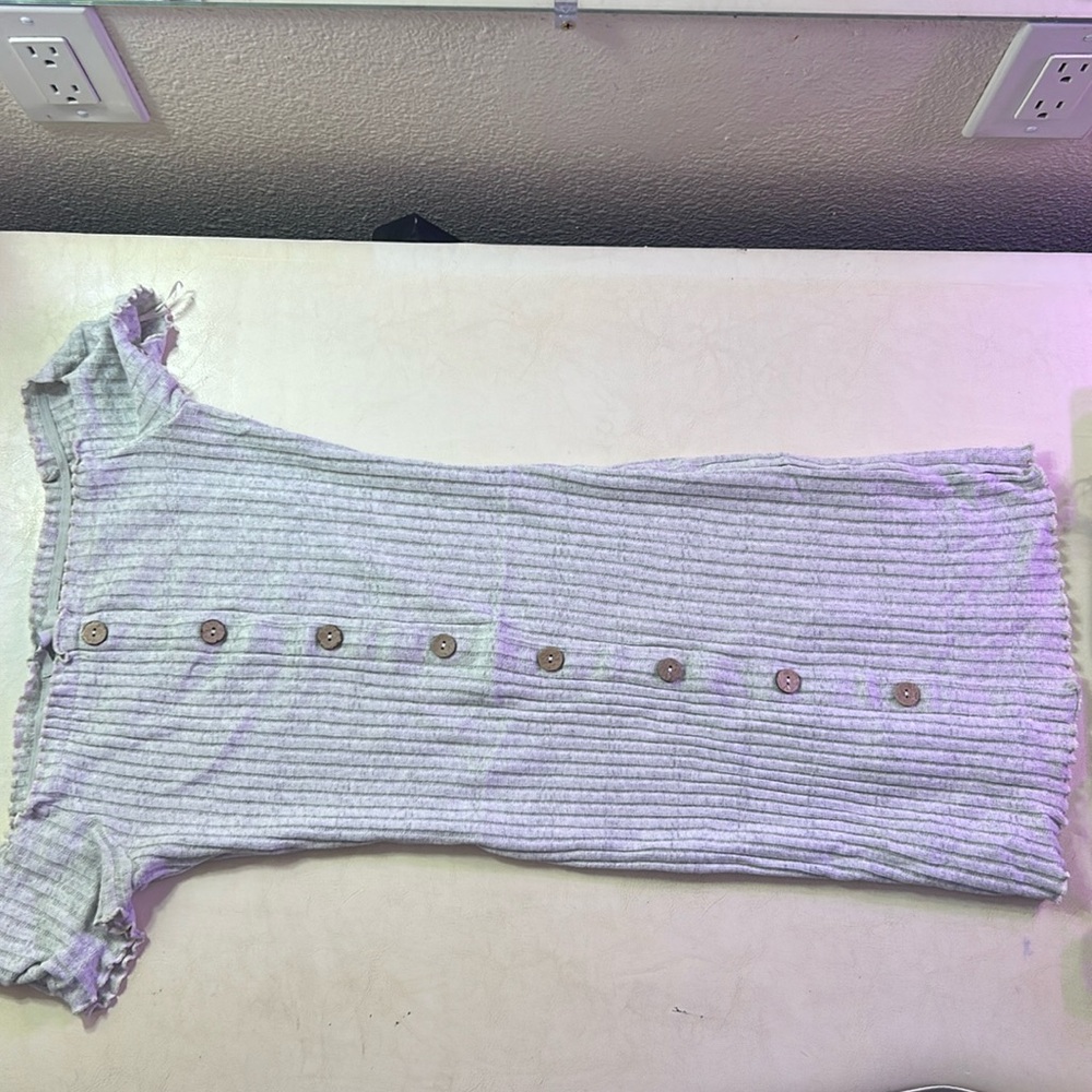 Buttoned mini dress / super stretchy